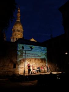 Il cortile di Casa Bossi
